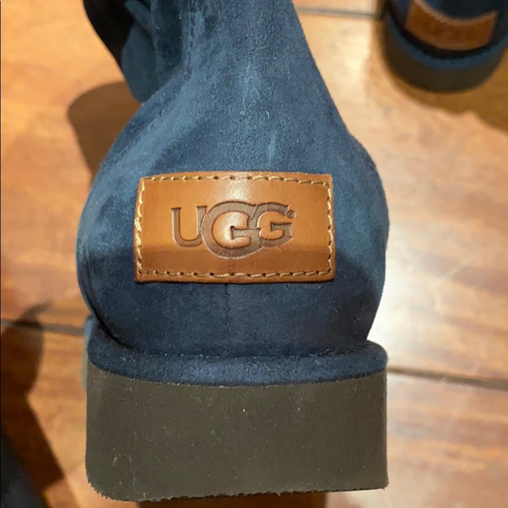 blue ugg boots! - Picture 4 of 6